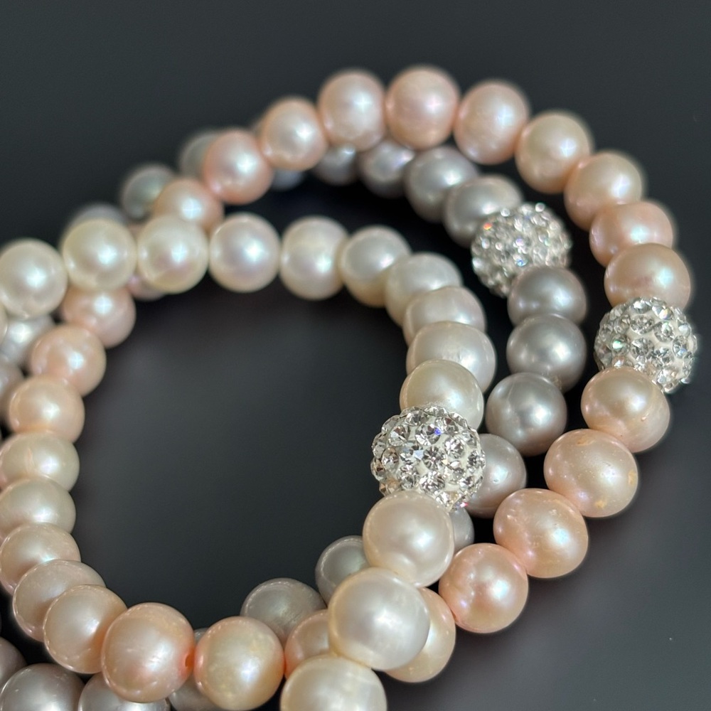 3 Pearl stretch bracelets - Picture 6 of 8